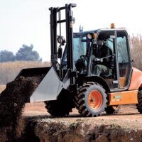 C 150 Hx4 FORKLIFT - Image 3