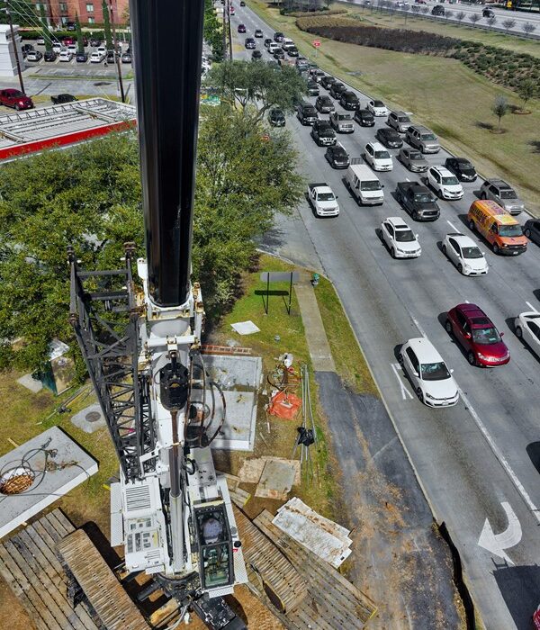 75T Telescoping Crane for Rent in Houston TX | Crane Rental Houston | Heavy Equipment Rental | Boyer Equipment | TELESCOPING CRANE-Link Belt 75T-TCC 750 | 3