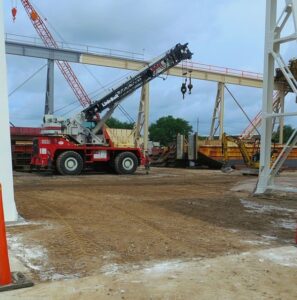 Telescoping Crane for Rent in Houston TX | Crane Rental Houston | Heavy Equipment Rental | Boyer Equipment | Telescoping Crane-30T-RTC | 2