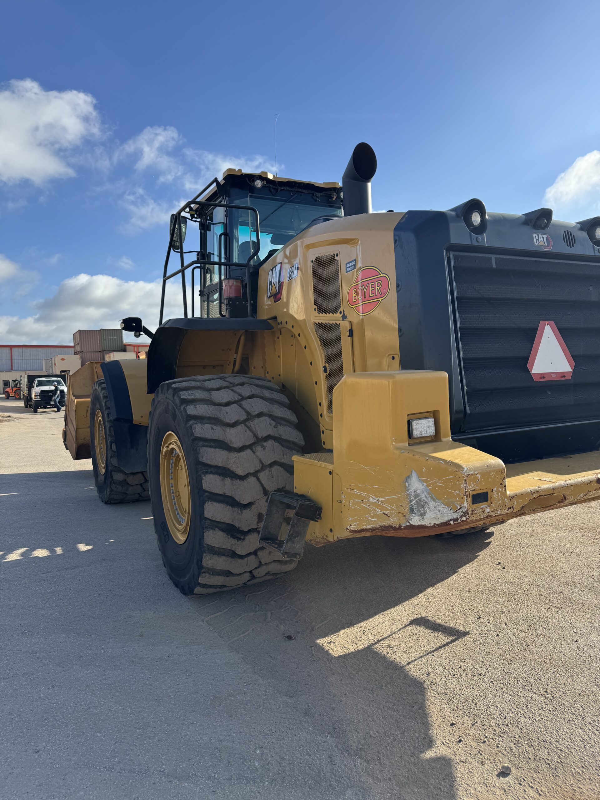 Cat 982M wheel loader #4362 ready for loading and civil construction work, left rear view